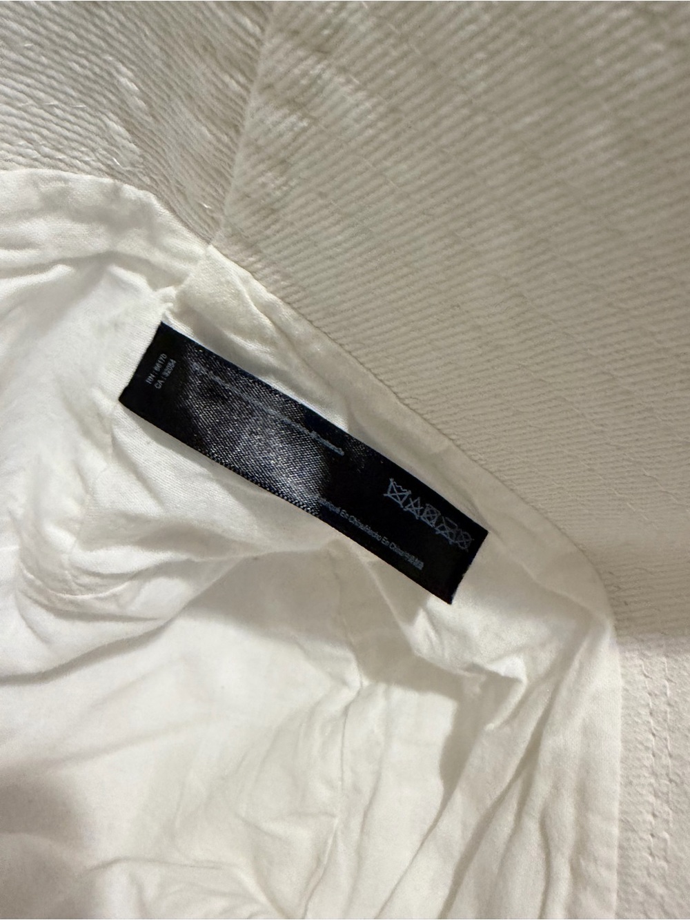 Off-White Frayed Brim Bucket Hat - Picture 3 of 3